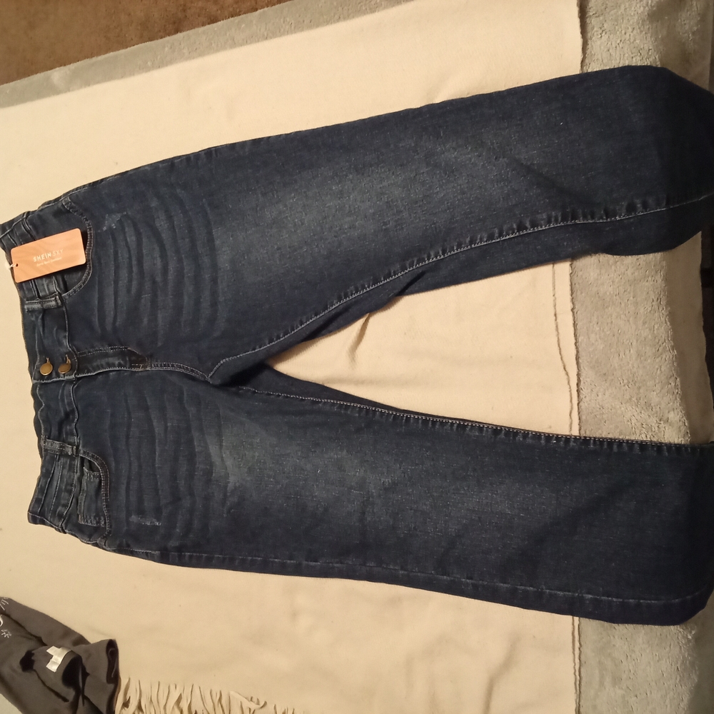 SHEIN Curve Deep Indigo Jeans